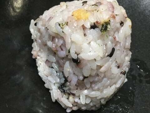 甘辛天かすでおにぎり